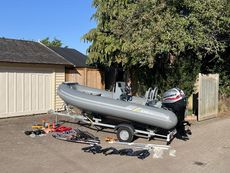 Excellent condition versatile 4.2m RIB
