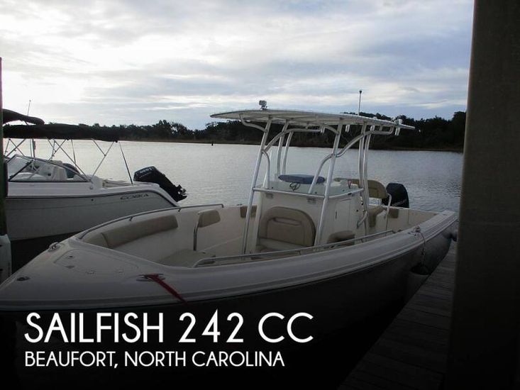 2021 Sailfish 242 cc