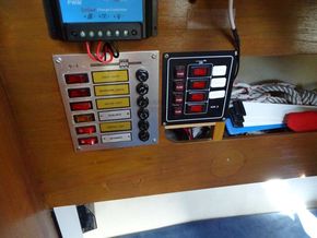 Moody 27 Bilge Keel - Electrical Panel