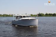 2010 Greenline 33