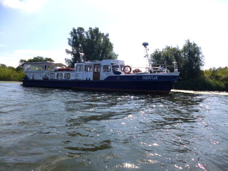 Barge, longer journeys