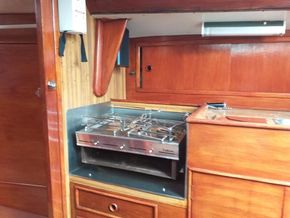 Gas hob and grill