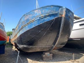 Dutch Barge 23m Project - Bow