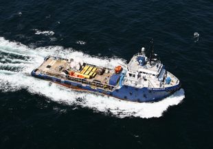 Offshore Support Vessel with Fuel Bunkering  