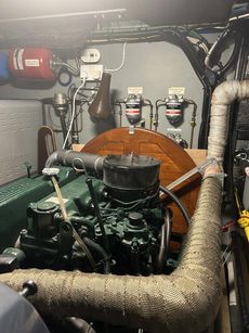 Dutch Barge 'Piper' 55ft Bespoke Build - Residential Mooring on Thames
