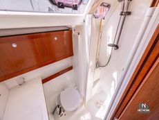 2011 Beneteau Oceanis 46