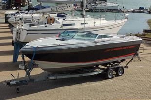 1989 Four Winns 241 Liberator
