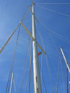 1982 Oyster 37
