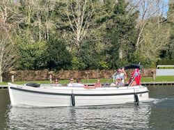 MARIL 7NXT High Specification