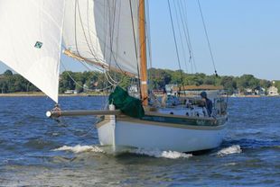 1997 Heard 28 Gaff Cutter