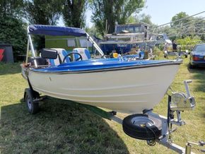 With 300 Series GRP Sport boat - Main Photo