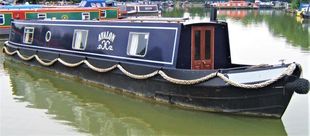 Avalon - A 45ft 1999 4 berth semi-traditional stern narrowboat