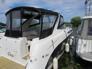 2010 Bayliner  335
