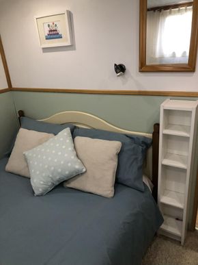 Guest bedroom 