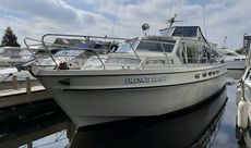 Broom Ocean 37