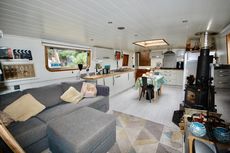 Exceptional Widebeam 65&rsquo;x12&rsquo; Located At Uxbridge Brokerage