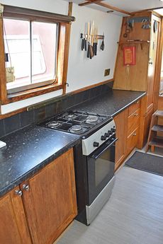 60ft Cruiser Stern Narrowboat