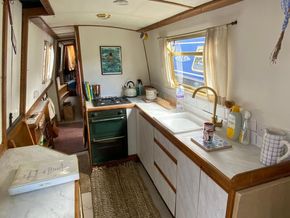 Canal Transport Services Hampton 16m Narrowboat  - Galley