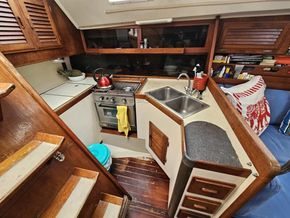 O'day 40  - Galley
