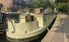 Beautiful 56ft x 10ft Narrow-Widebeam