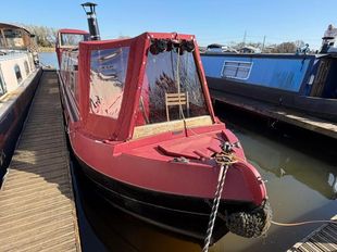 Mary Alice-40ft 2004 Calder Island 4 berth cruiser stern narrowboat