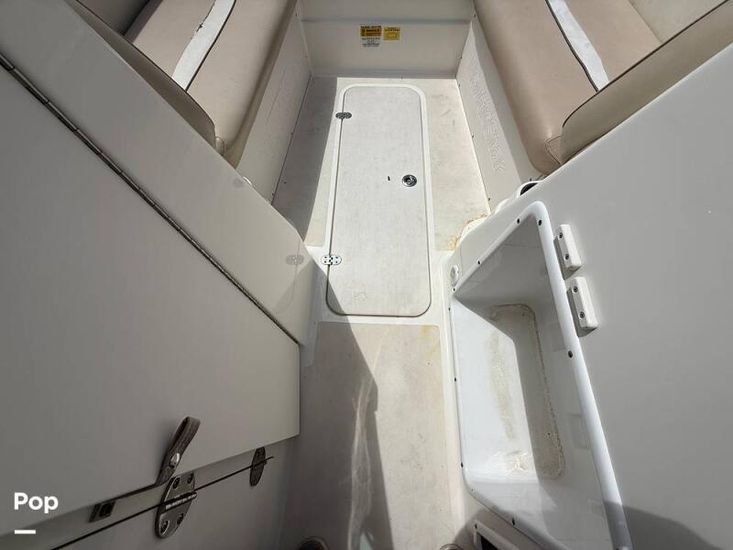 2016 NauticStar 223 DC Sport Deck