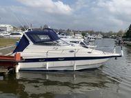 Regal 2760 Commodore