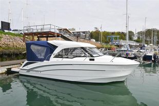 2020 Beneteau Antares 8