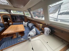 1998 Jeanneau Sun Odyssey 40 DS 19