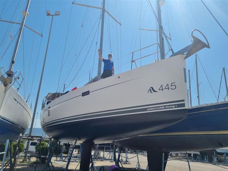 2012 Hanse 445
