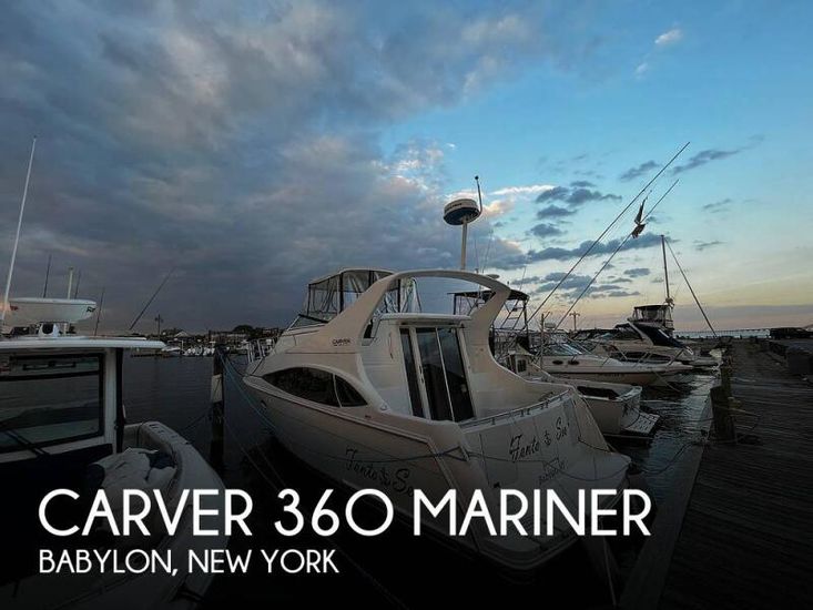 2005 Carver 36 mariner