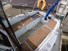 Contessa 28