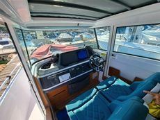2022 Axopar 28 Cabin