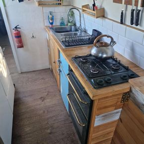 Kitchen Area 1