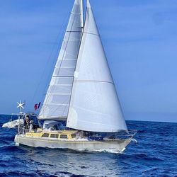 Aluminum Sailboat - long trip - 35 feet