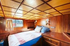 Refurbished Peniche Barge for sale, SW11