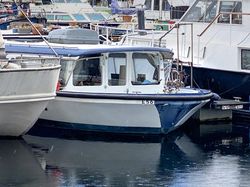 12m 1970&rsquo;s Traditional Broads Cruiser, with Central London Mooring