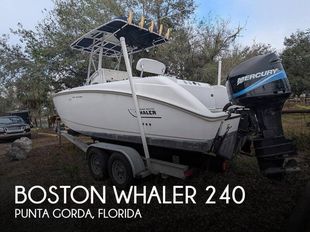 2004 Boston Whaler 240 Outrage
