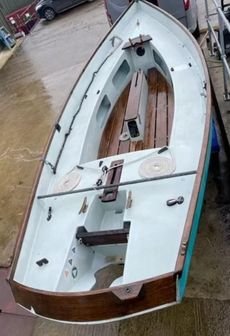 "Osprey" Drascombe Lugger Sailing Dinghy
