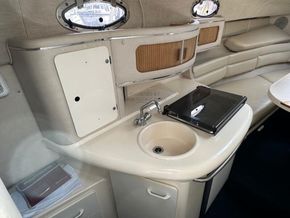 Sea Ray 270 Sundancer Sports Cruiser - Galley