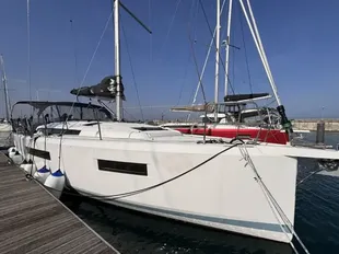 2022 Jeanneau Sun Odyssey 440