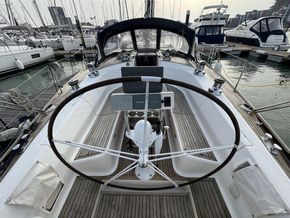 Dufour 50 Prestige commissioned 2001 - Helm