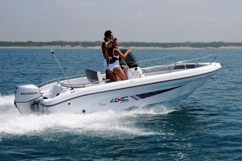 2022 RANIERI VOYAGER 4XC19 CENTRE CONSOLE IN STOCK NOW