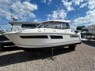2016 Jeanneau Merry Fisher 855 (water damaged)