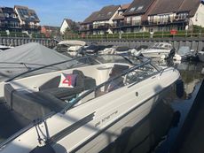 Windy Kharma 26ft 