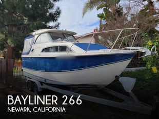 2012 Bayliner 266 Discovery