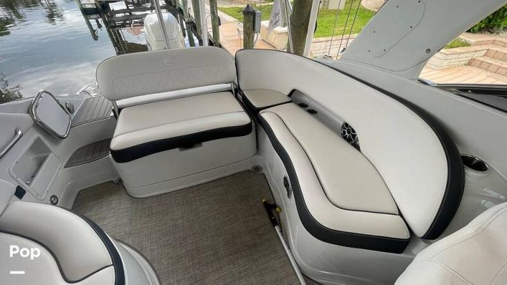 2020 Crownline e255 xs