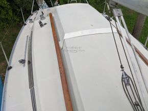 Beneteau First 24 Swing keel - Coachroof/Wheelhouse