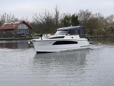 Nautic 900