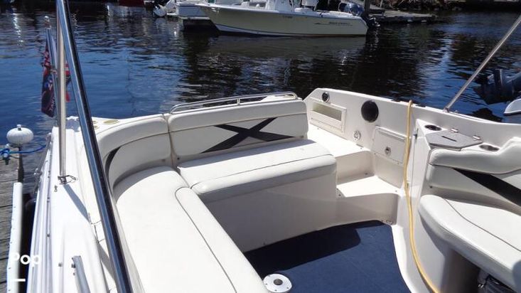 2005 Rinker Captiva 282 special edition
